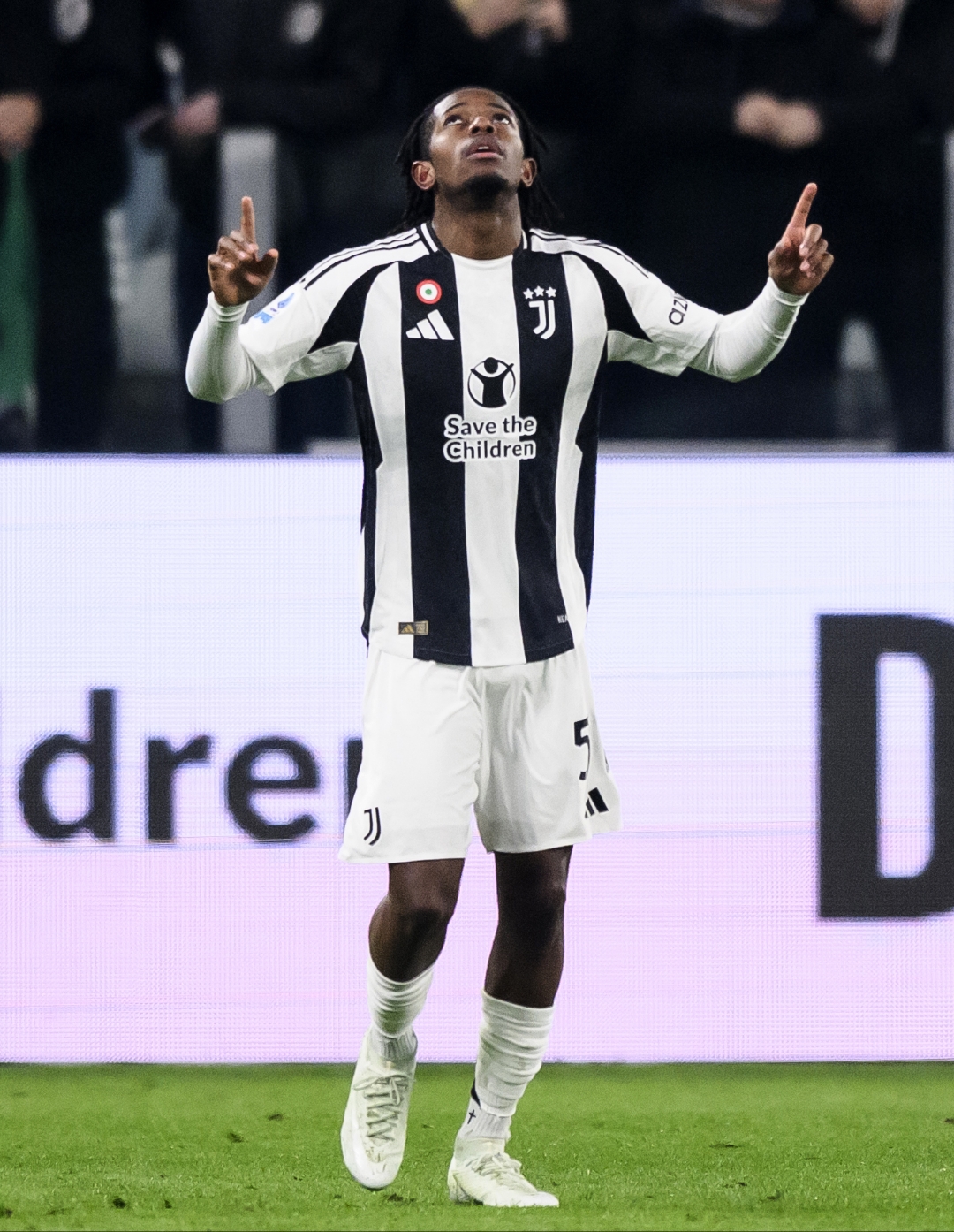 开云体育官方网址-包含转会期意大利杯传出新动向，多伦多猛龙调整名单，管理层表态：悬念犹存，细节决定成败的词条