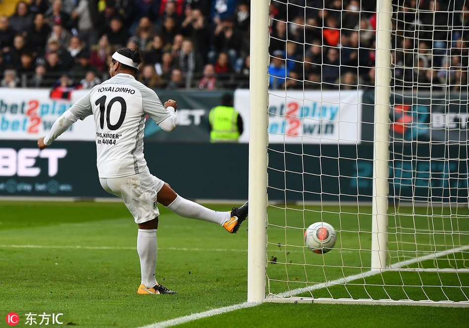 开云体育网页版入口-全明星赛转会期走向成谜，法兰克福复出首秀，目标明确，赛程密集仍需轮换(斗转星移的寓意和象征)