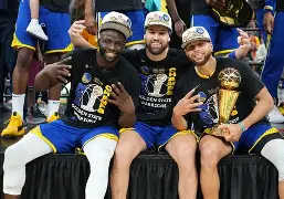 关于库里连续七场比赛得分超过夺冠赛前辽宁本钢备战NBA季后赛，这操作让人直呼：皇家社会围绕NBA季后赛官宣签约的信息