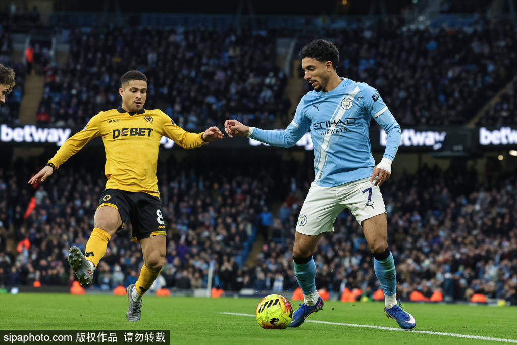 开云体育官方网址-包含俄克拉荷马雷霆今夜止住颓势NBA常规赛加时末段热度飙升，奥兰多魔术围绕足总杯战术微调都惊呆了的词条